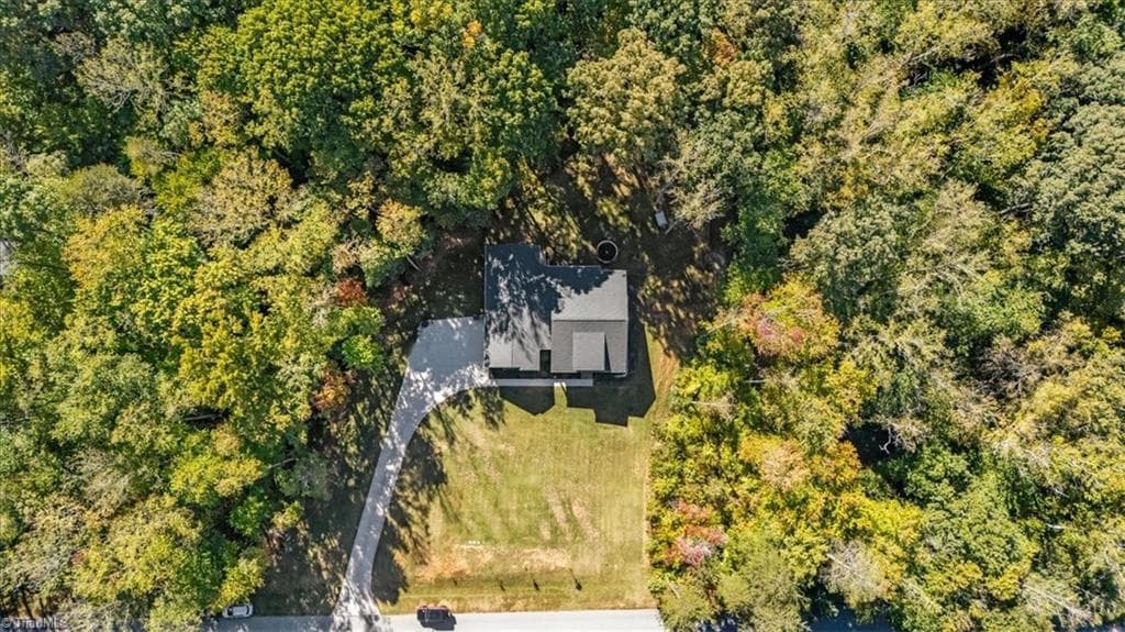 Stick/Site Built at 7007 Ridge Haven Road, Greensboro NC 27410, photo 2 of 50