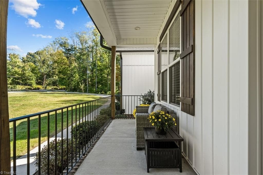 Stick/Site Built at 7007 Ridge Haven Road, Greensboro NC 27410, photo 4 of 50