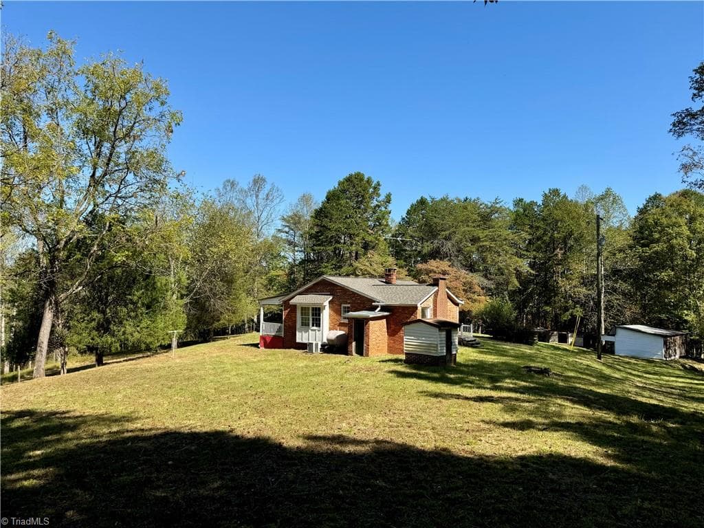 Stick/Site Built at 579 Priddy Farm Road, Rural Hall NC 27045, photo 9 of 30