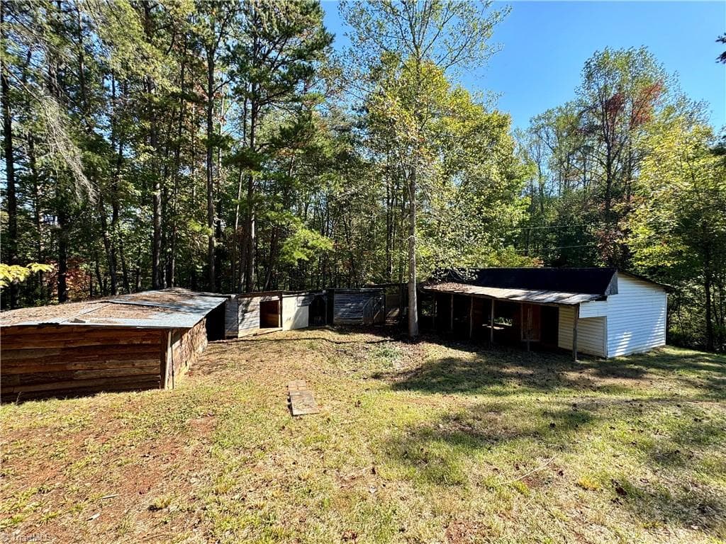 Stick/Site Built at 579 Priddy Farm Road, Rural Hall NC 27045, photo 25 of 30