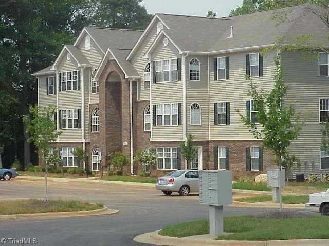 623 Scholastic Drive, Winston-Salem NC 27106