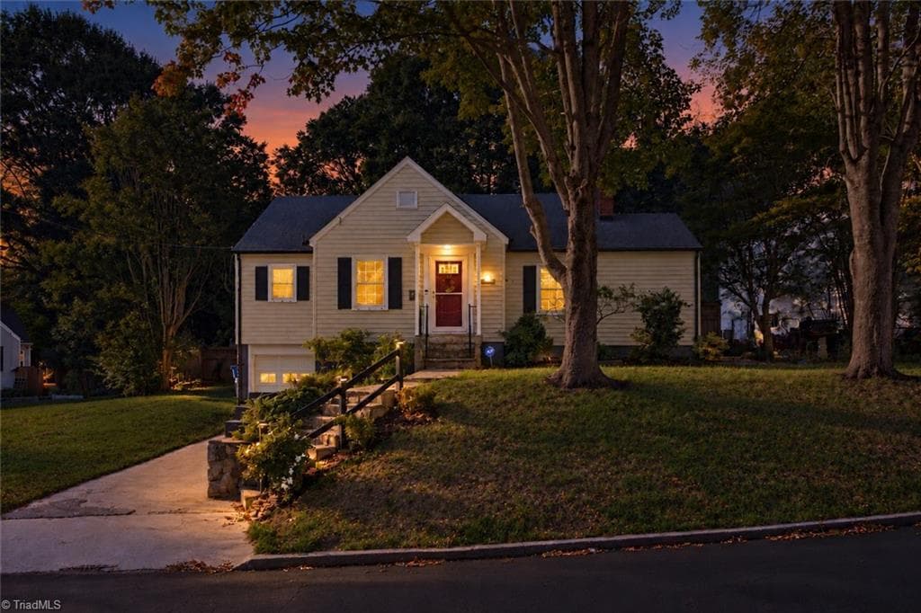 1120 Kenwood Street, Winston-Salem NC 27103