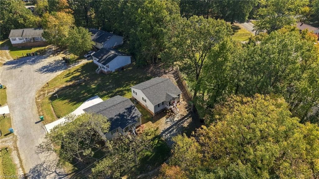 Stick/Site Built at 816 Cummins Street, High Point NC 27262, photo 37 of 39
