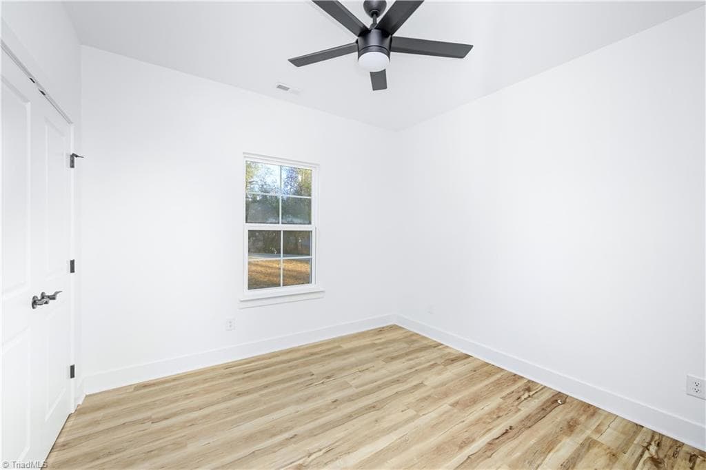 Stick/Site Built at 2116 Arbrook Lane, High Point NC 27265, photo 7 of 14