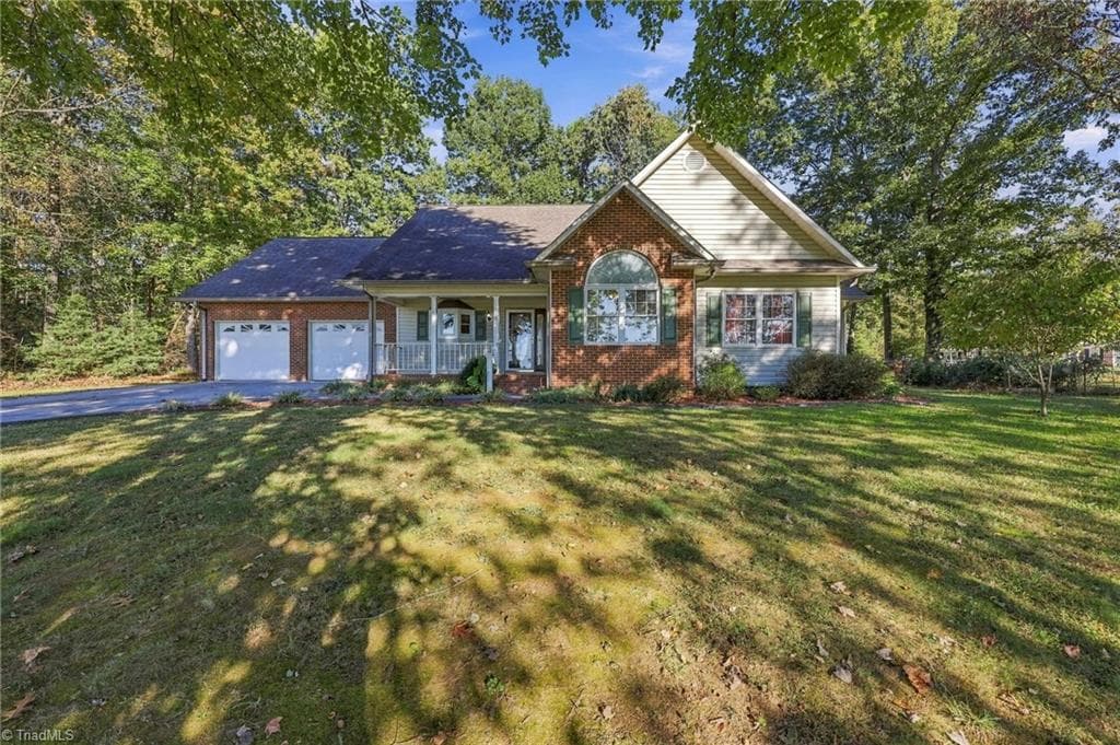 2765 Airport Road, Wilkesboro NC 28659