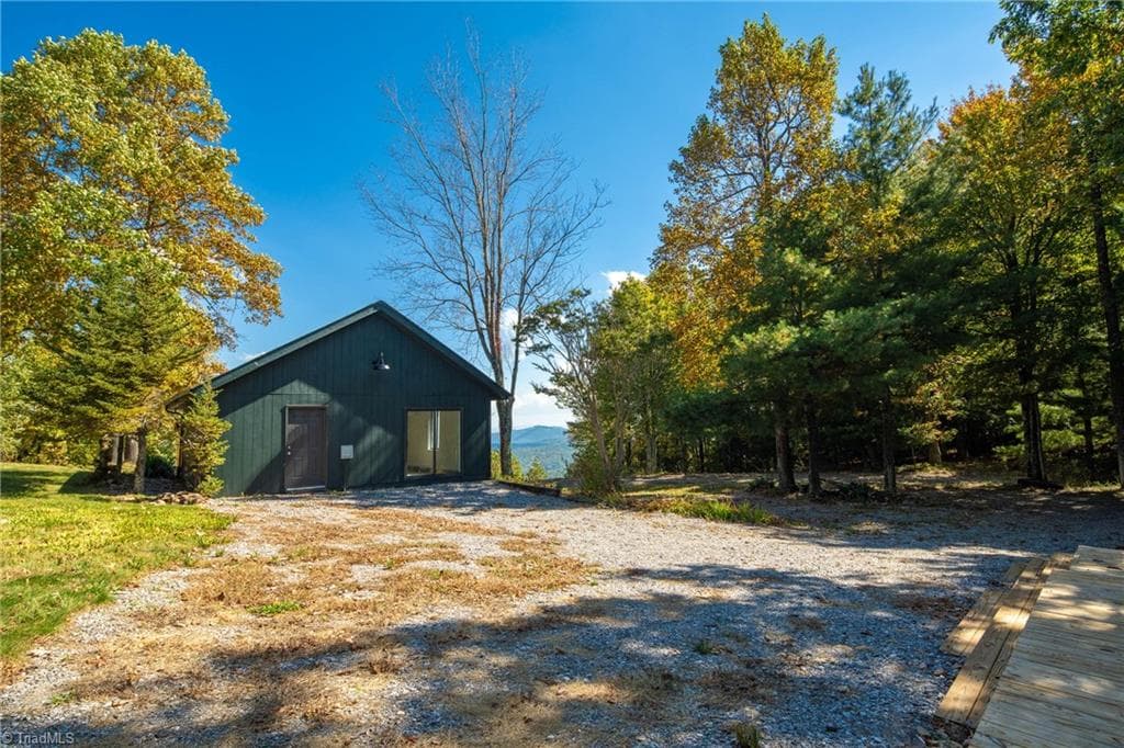 Stick/Site Built at 1138 Lump Road, Purlear NC 28665, photo 29 of 49