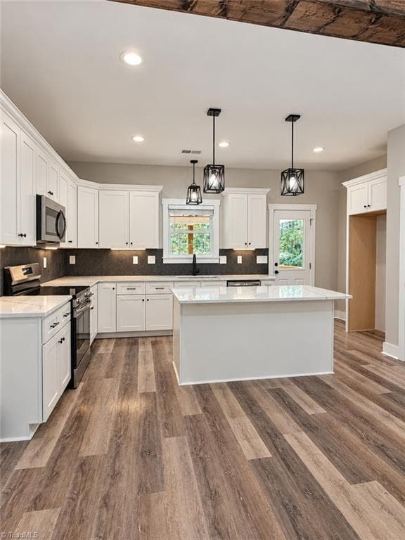 Stick/Site Built at 1222 Summerhill Street SW, Lenoir NC 28645, photo 14 of 29