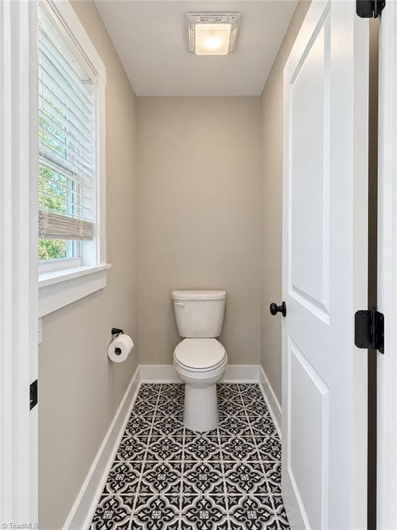 Stick/Site Built at 1222 Summerhill Street SW, Lenoir NC 28645, photo 19 of 29