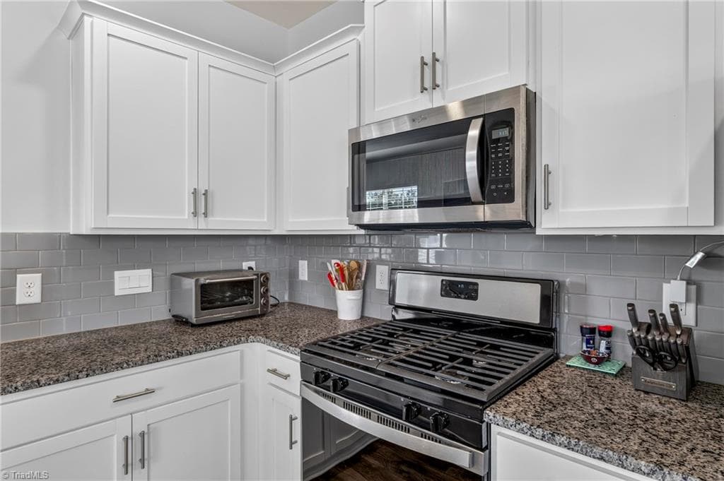 Stick/Site Built at 3591 Village Springs Drive, High Point NC 27265, photo 19 of 50