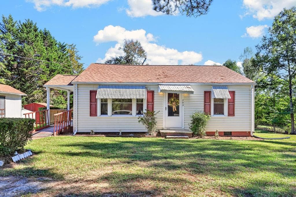 793 Wolf Island Road, Reidsville NC 27320