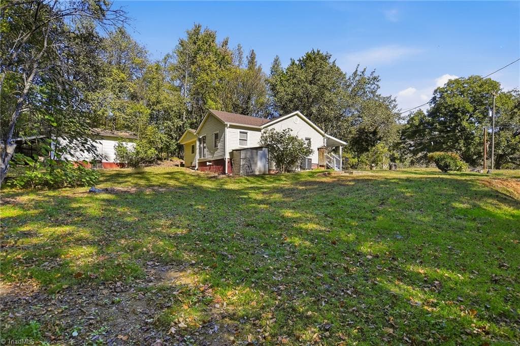 Stick/Site Built at 555 N BUNKER HILL Road, Oak Ridge NC 27310, photo 21 of 26