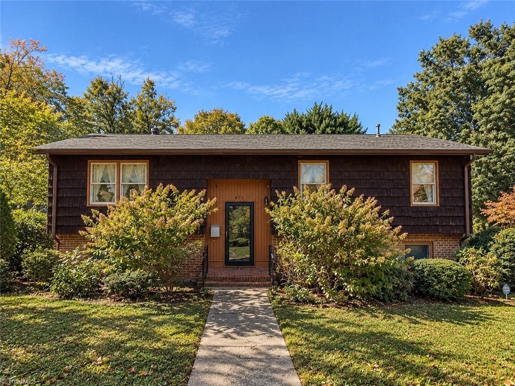 800 Cliff Road, Asheboro NC 27203