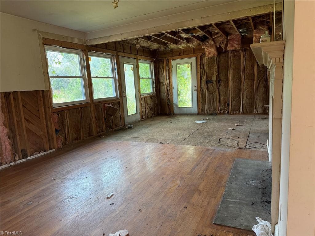 Stick/Site Built at 1660 W Lexington Avenue, High Point NC 27262, photo 20 of 24