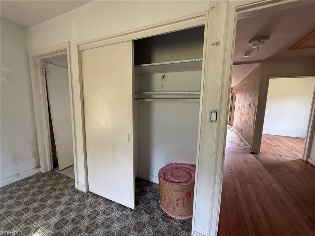 Stick/Site Built at 1660 W Lexington Avenue, High Point NC 27262, photo 10 of 24