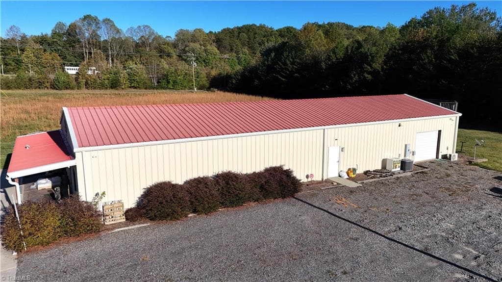 Retail at 108 Lola Lane, Pilot Mountain NC 27041, photo 29 of 29