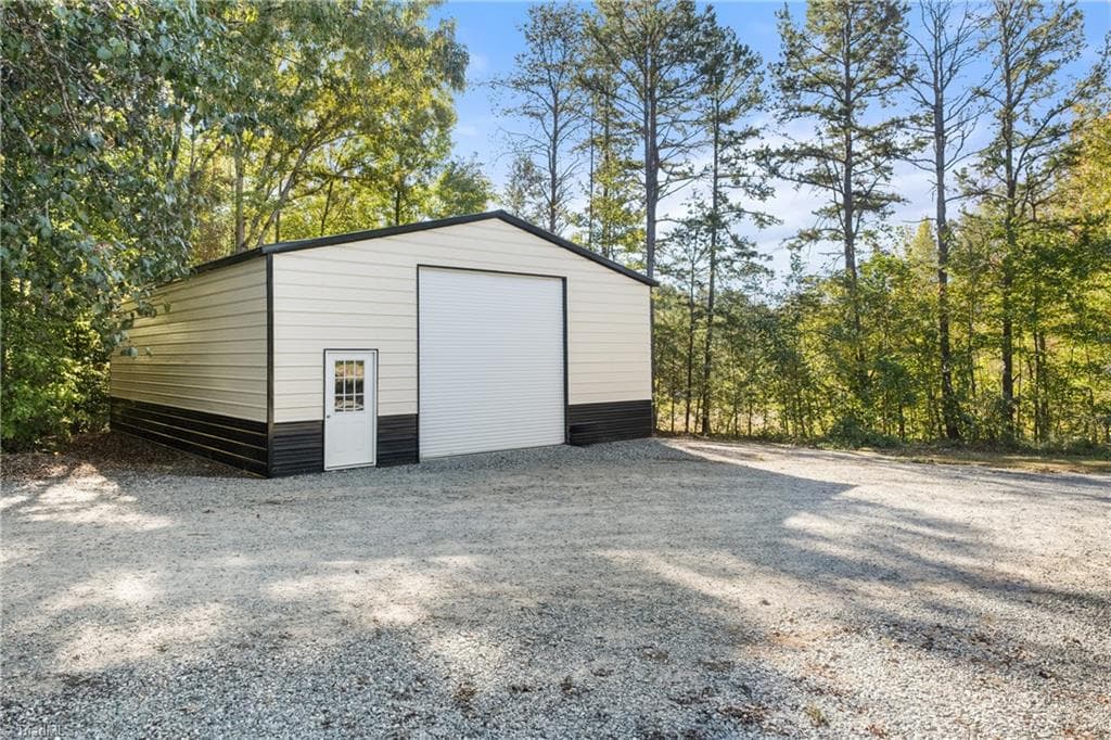 Stick/Site Built at 880 Dykers Creek Road, Lexington NC 27295, photo 39 of 50