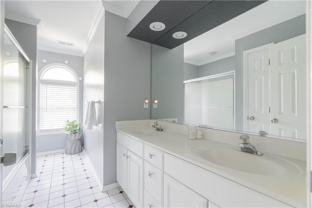 Stick/Site Built at 4010 Treebrook Drive, Winston-Salem NC 27106, photo 31 of 48
