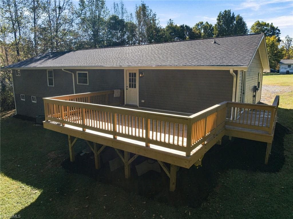 Stick/Site Built at 1063 Gunnell Road, Rural Hall NC 27045, photo 31 of 33