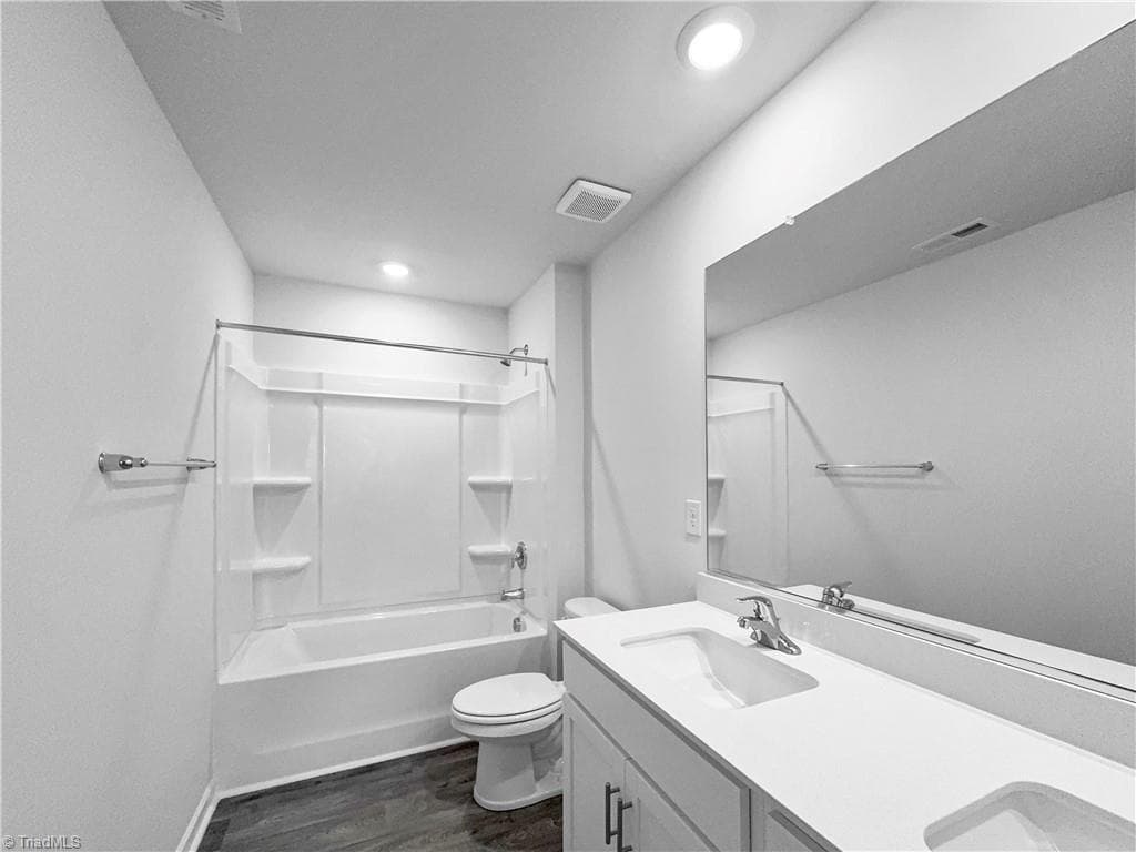 Stick/Site Built at 4847 Mount Hope Drive, Winston-Salem NC 27107, photo 16 of 21