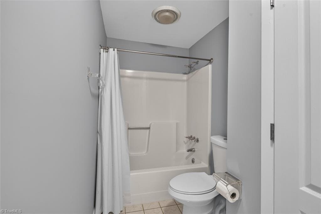 Stick/Site Built at 1740 Foxcliff Drive, Mebane NC 27302, photo 38 of 50