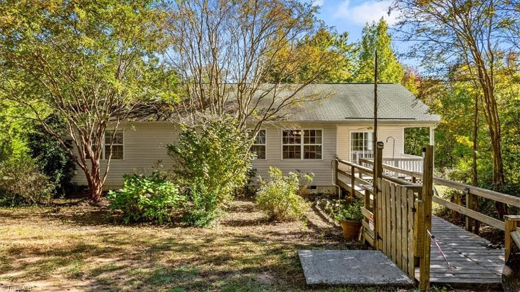 Stick/Site Built at 140 Fieldstone Drive, Reidsville NC 27320, photo 15 of 38