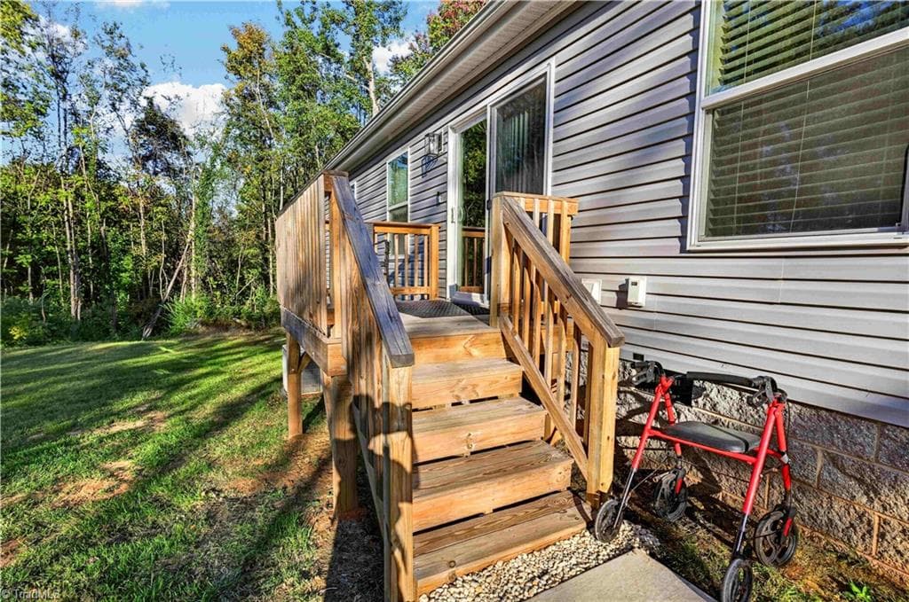 Manufactured Home at 108 green pasture Lane, Ruffin NC 27326, photo 30 of 44