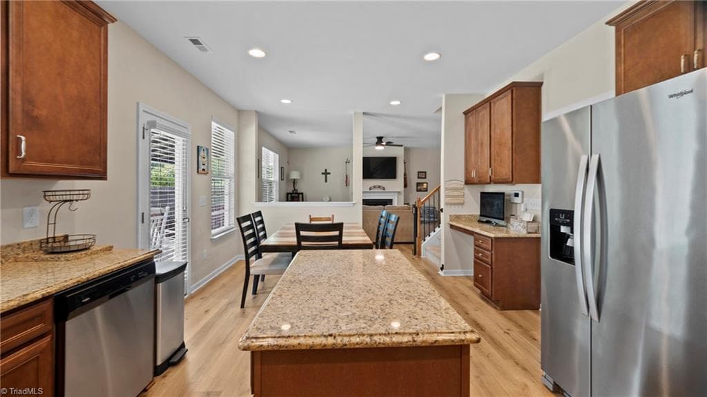 Stick/Site Built at 231 Fair Oaks Court, Mebane NC 27302, photo 14 of 38