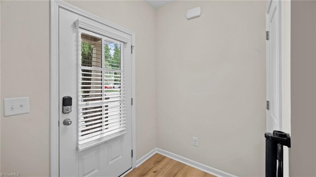 Stick/Site Built at 231 Fair Oaks Court, Mebane NC 27302, photo 4 of 38