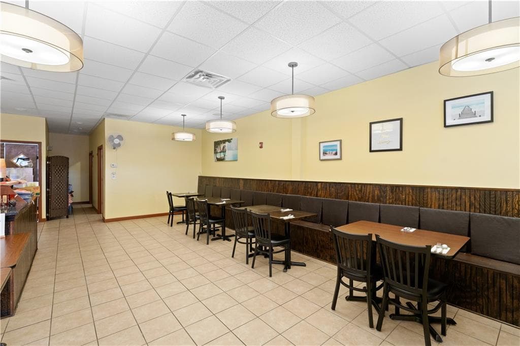 Commercial at 382 Thames Street, Bristol, photo 26 of 46