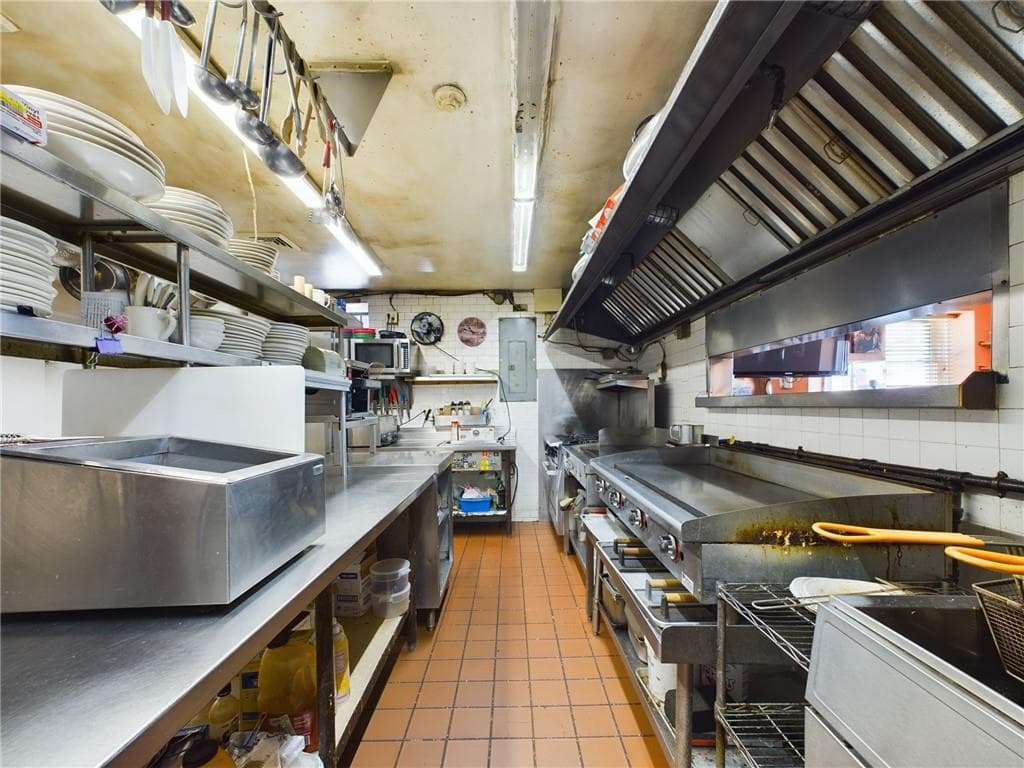 501 Park Avenue photo 19