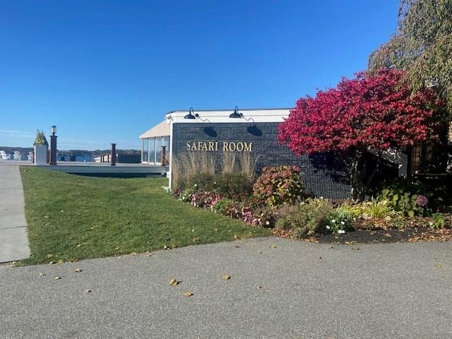 Condominium at 65 RIDGE Road UNIT P37, Newport, photo 3 of 22