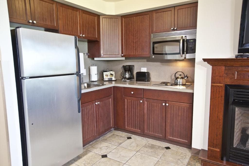Condominium at 65 RIDGE Road UNIT P37, Newport, photo 21 of 22