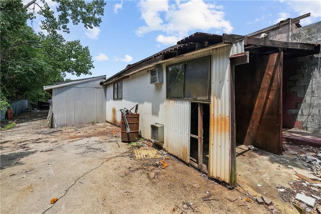 50 Waterman Avenue photo 21