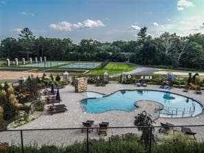 Condominium at 7 A Fern Ridge, Richmond, photo 12 of 16