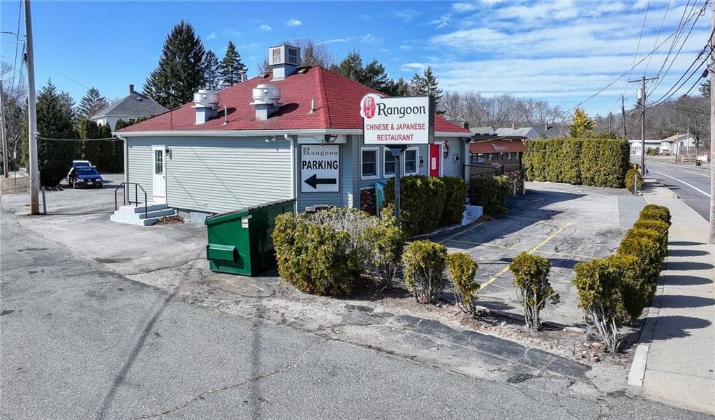 Commercial at 294 Waterman Avenue, Smithfield, photo 4 of 23