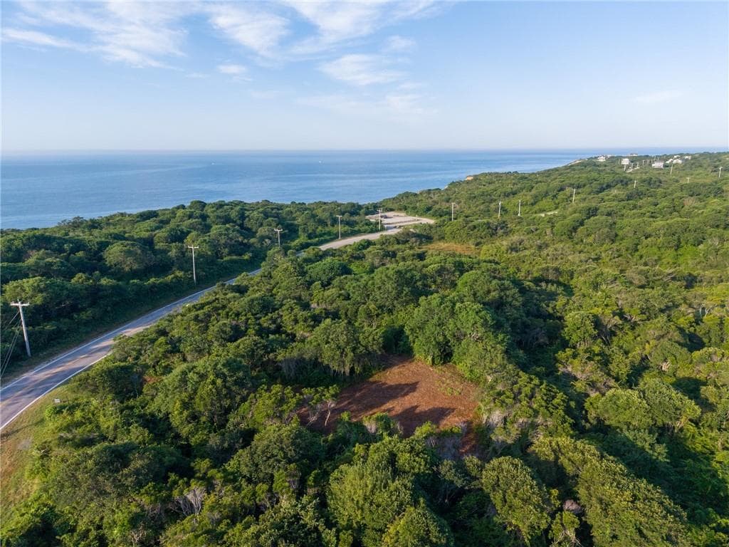 Unimproved Land at 0 Southeast Road, Block Island, photo 7 of 11