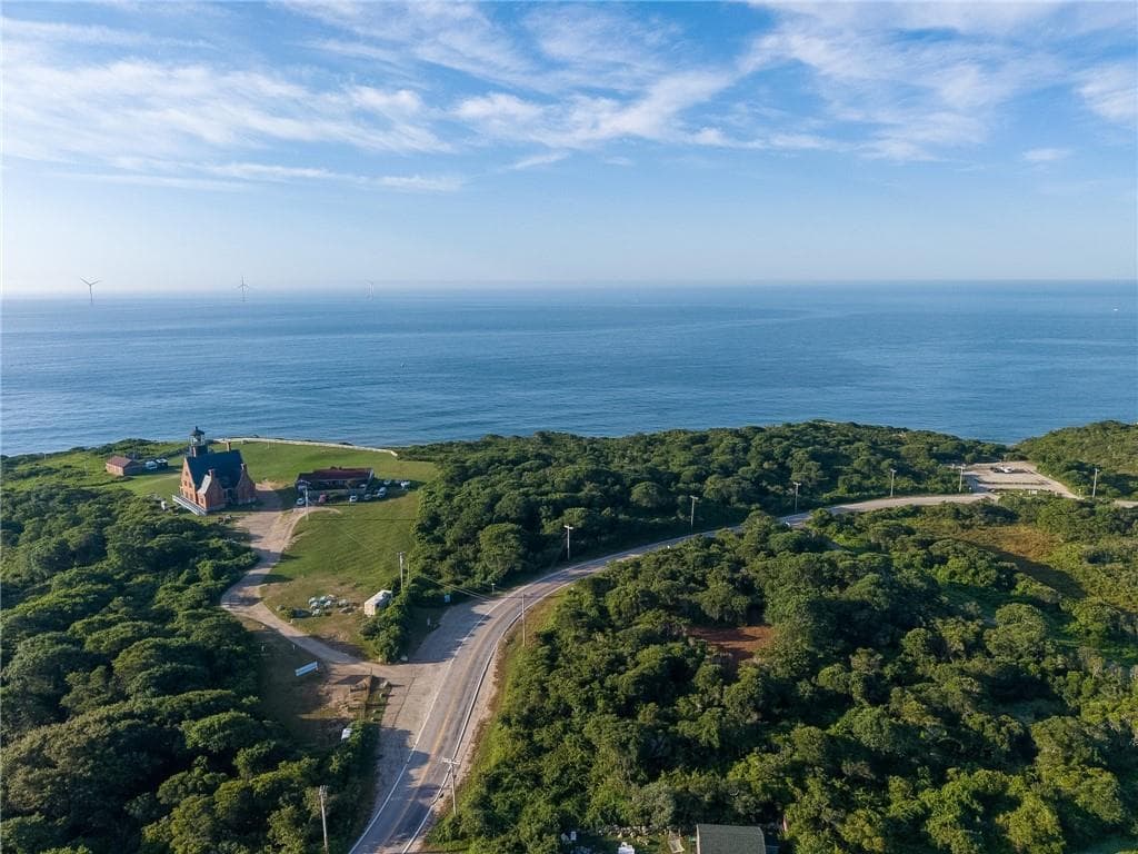 Unimproved Land at 0 Southeast Road, Block Island, photo 5 of 11
