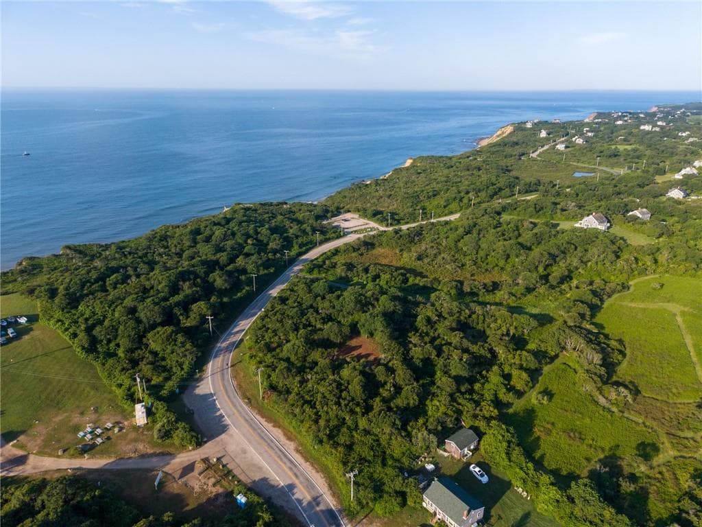 Unimproved Land at 0 Southeast Road, Block Island, photo 8 of 11