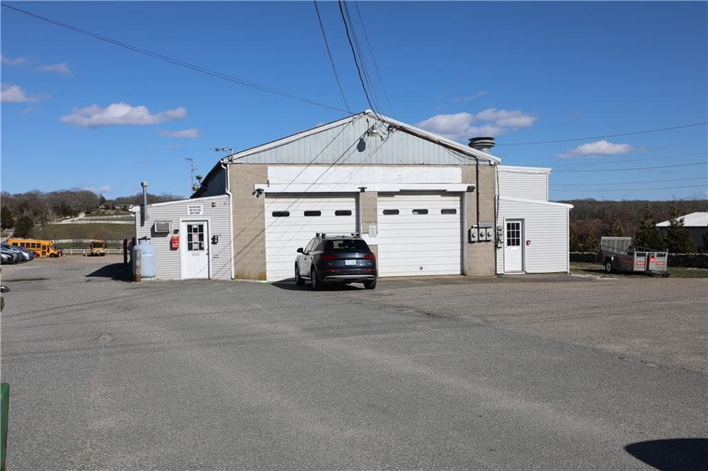 Commercial,Commercial Sale at 3624 Main Road, Tiverton, photo 4 of 16