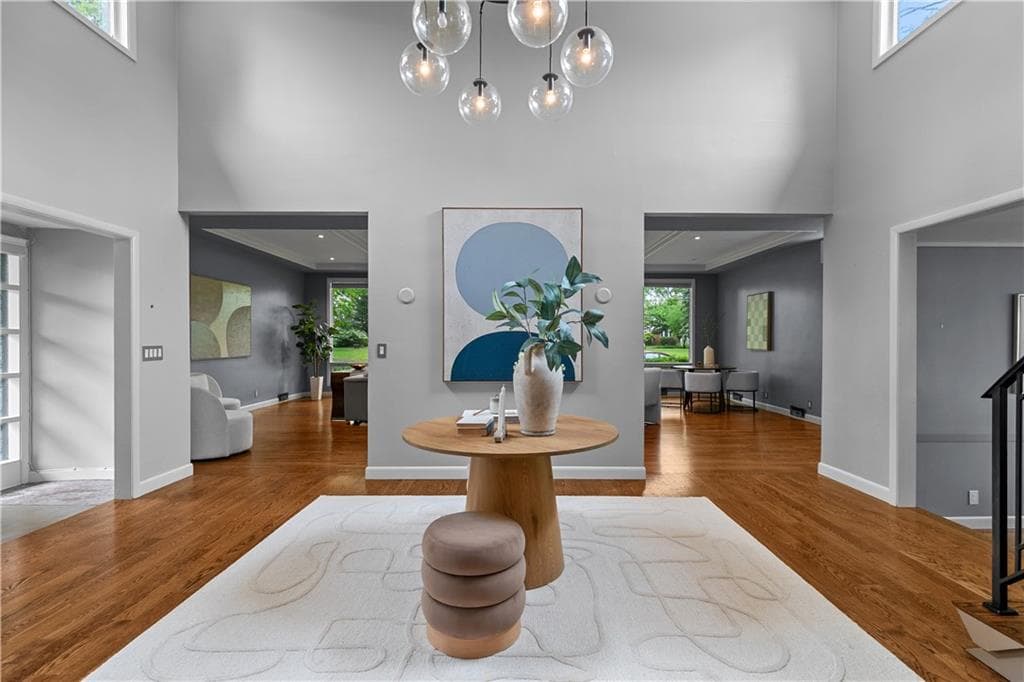 80 Clarendon Avenue photo 6
