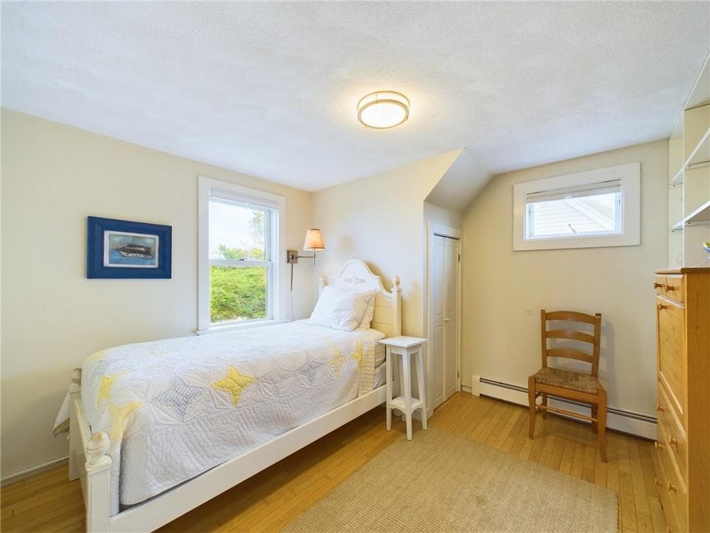 1087 Lakeside Drive photo 22