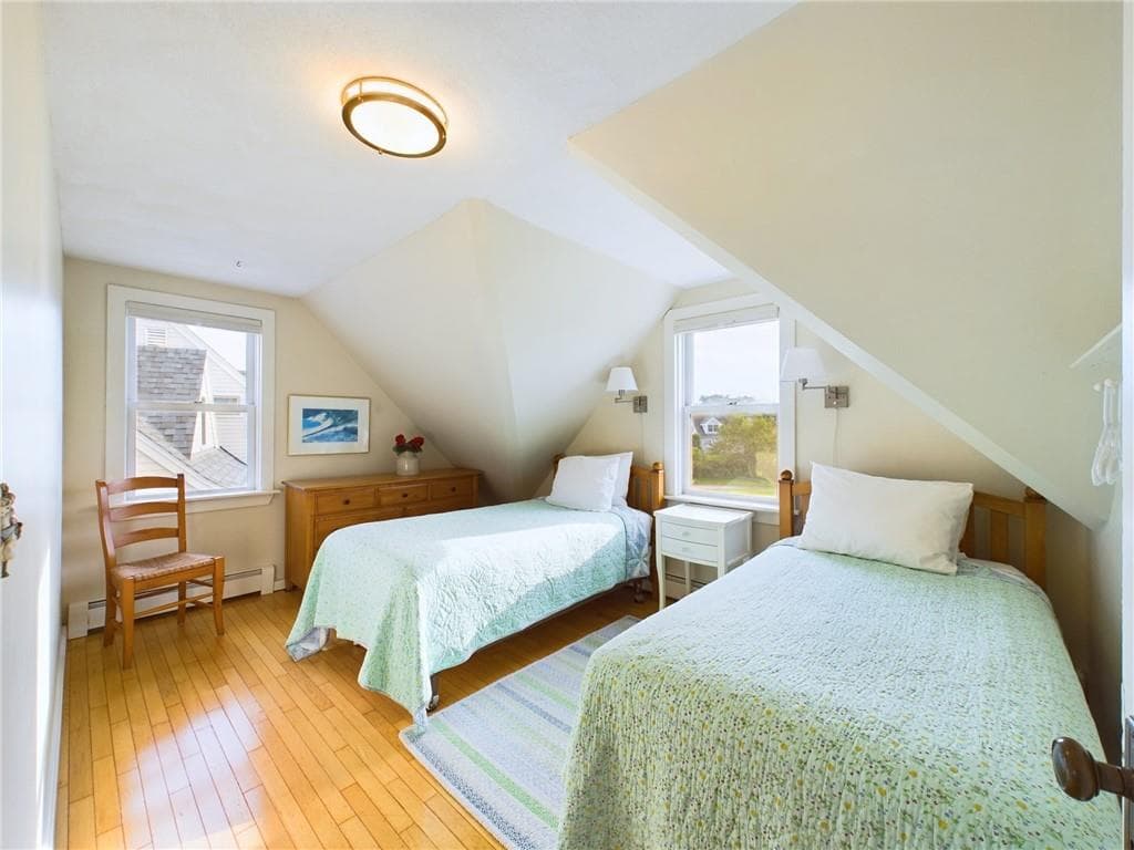 1087 Lakeside Drive photo 20