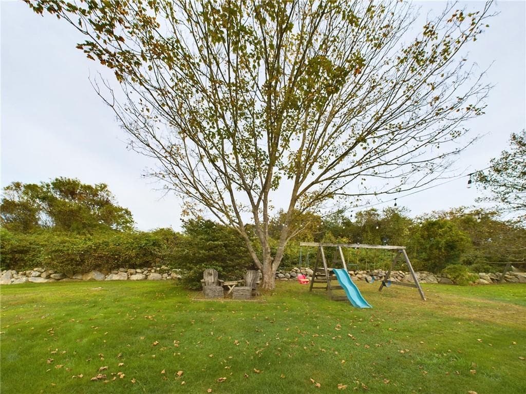 1087 Lakeside Drive photo 33