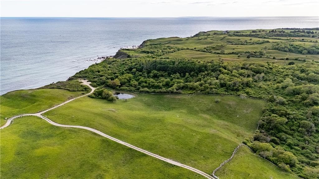 Unimproved Land at 0 off Snake Hole Road, Block Island, photo 5 of 15