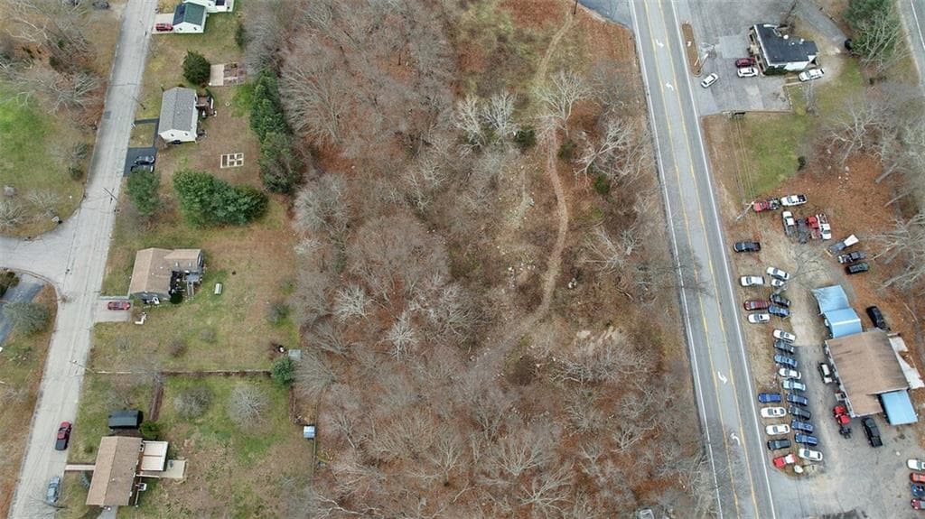 4000 Quaker Lane photo 2