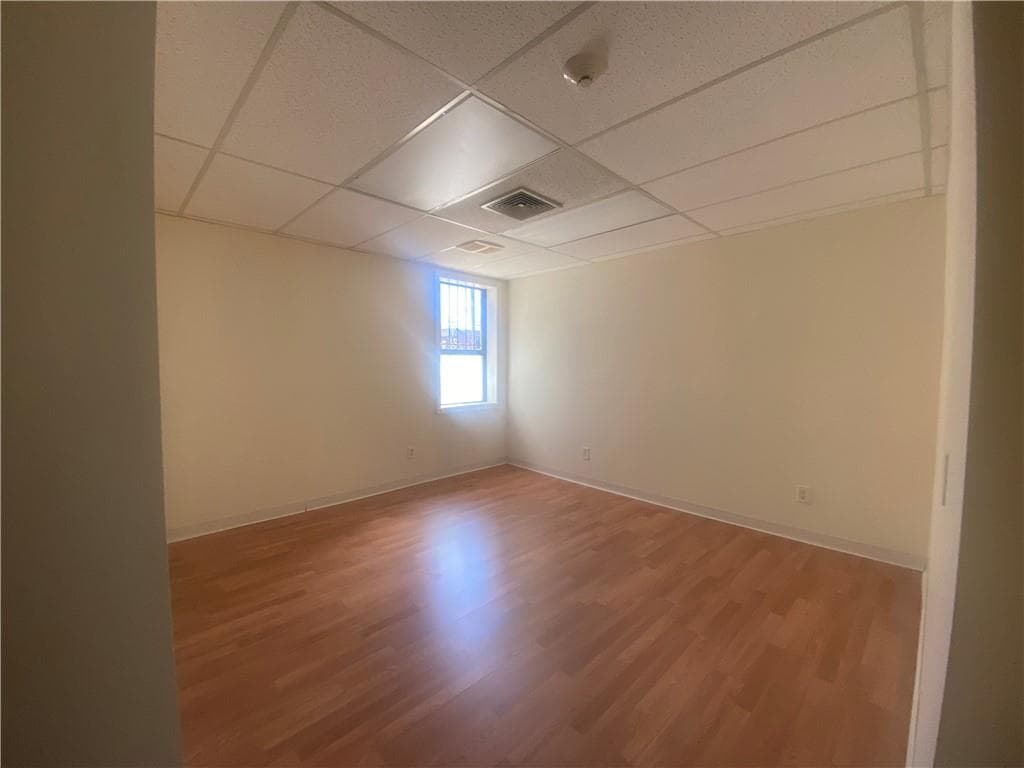 761 Park Avenue photo 13