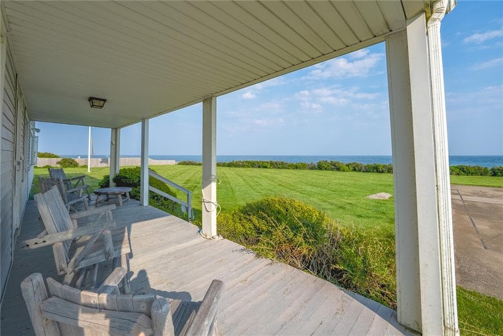 Single Family Residence at 2 Green Hill Avenue, South Kingstown, photo 10 of 20