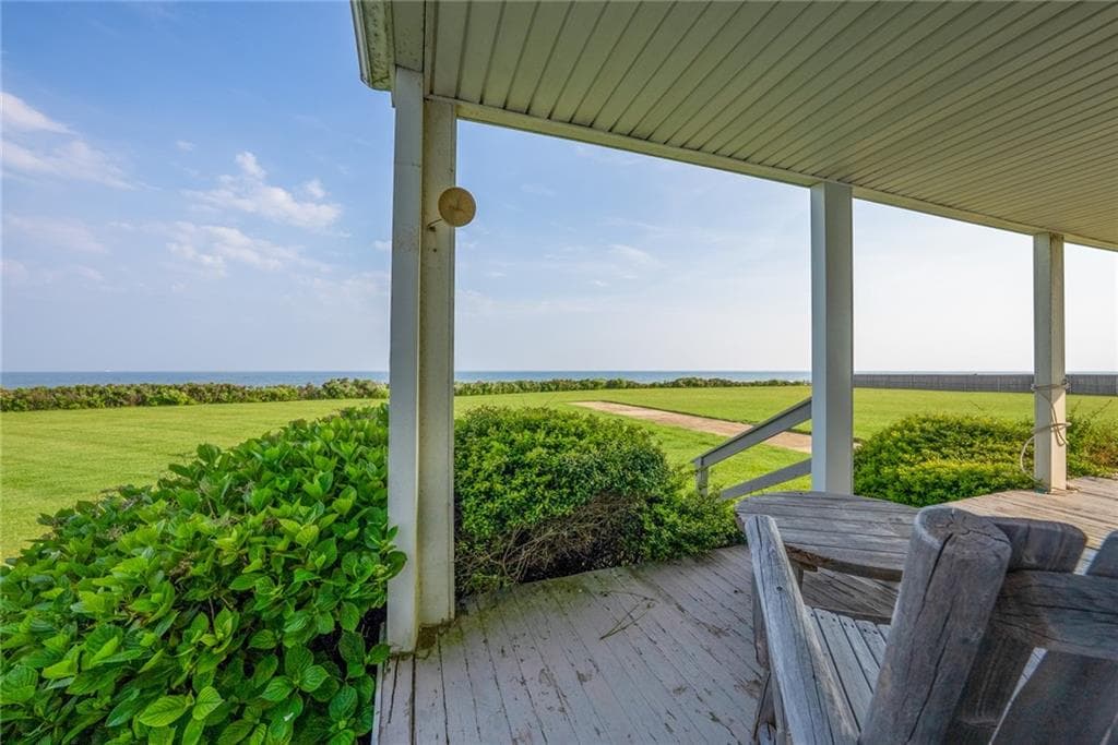 Single Family Residence at 2 Green Hill Avenue, South Kingstown, photo 11 of 20