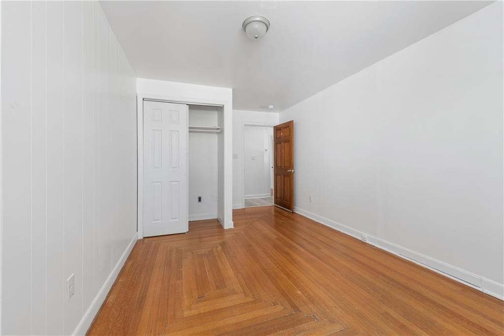 58 Hamlet Avenue photo 27