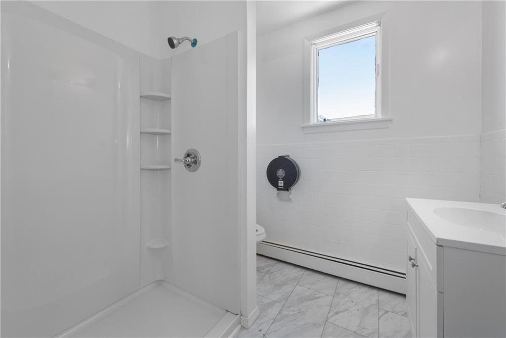 58 Hamlet Avenue photo 36